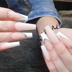 J'adore Nails & Beauté - Montreux
