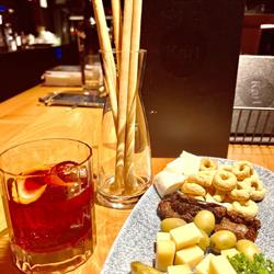 Bar Apericena