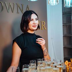 Petarowna Hair - Hairstylist