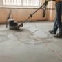 Erfahren Sie, wie wir mit erstklassigen Materialien und handwerklicher Präzision nicht nur Böden verlegen, sondern Lebensräume kreieren. Unser Engagement für Qualität und Kundenzufriedenheit spiegelt sich in jeder unserer Arbeit wider.
Lassen Sie sic