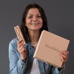 Intuitibrix