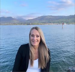 Elisabeth Villar Connected