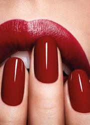 RED NAILS
