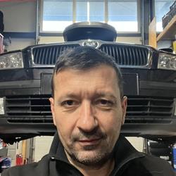 Garage Lenzser Autoreparatur-Garage
