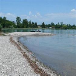 Rivulet I Badi Altendorf