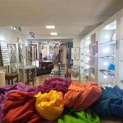 PADMA Edle Steine,Schmuck und Textiles mit Flair