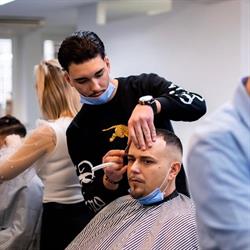 Hood Barber 32, Sahins' BarberClub Inh. Aliji