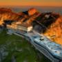 Hotel Pilatus-Kulm bei Sonnenaufgang im Sommer