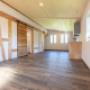 Renovation Kandertal, Kurzen Renovation und Innenausbau, Wände, Decke, Bodenbelag