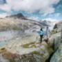 Wandern im Goms kennt fast keine Grenzen!  Das Bergdorf Goms ist mit 700 Kilometer beschilderten Wander- und Bergwegen im Bezirk Goms ein Paradies für das Wandern in der Schweiz. Jetzt loslegen!