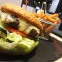 Hamburger im Restaurant Lötschberg, Naters