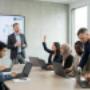 KI- und Digitalisierungsschulung durch gemeinsam DIGITAL – interaktiver Workshop für Mitarbeitende von KMU.